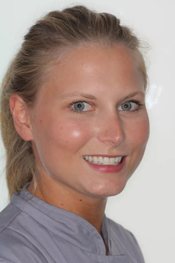 Dr Sarah Glossop